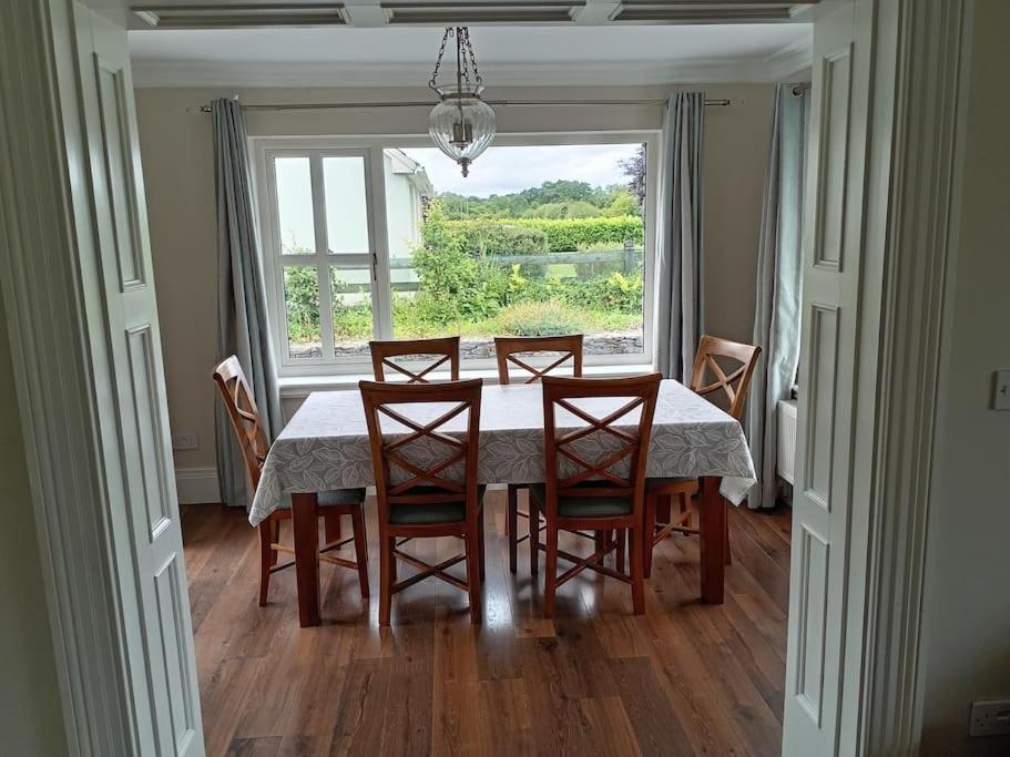 Conveniently Located House To Enjoy All Of Kerry Tralee Exterior photo
